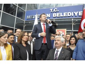 Menemen’de Serdar Aksoy görevi devraldı