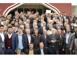 Palu Belediye Başkanı  Ünalan mazbatasını aldı