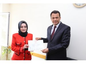 Mutlu Ulutaş mazbatasını aldı
