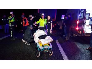 TEM’de feci kaza 5 ölü 2’si çocuk 6 yaralı