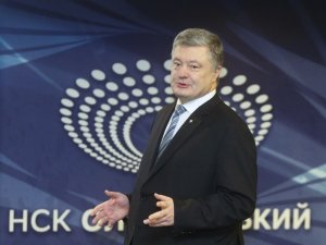 Poroşenko: “Tazminatı orduya bağışlayacağım”