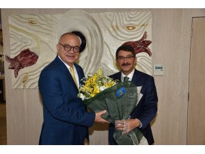 Başkan Ergün tebrikleri kabul etti