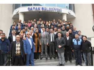 Çatak Belediye Başkanı Şeylan görevine başladı