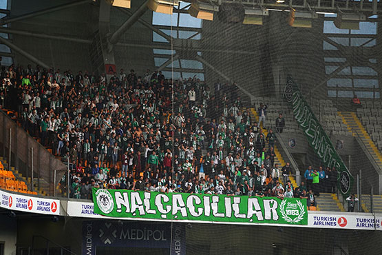 Taraftarlar yalnız bırakmadı