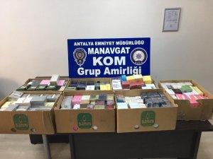 Antalya’da gümrük kaçakçılığı iddiasına 5 gözaltı