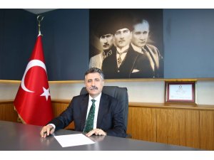 Bayraklı’da Serdar Sandal mesaiye başladı