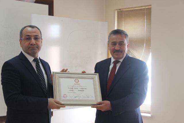 Başkan Tutal mazbatasını aldı