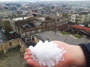 Gaziantep'te dolu ve sağanak