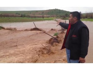 Şanlıurfa’da yağışlar sele neden oldu