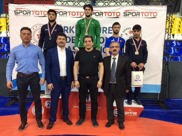 Selçuklu Belediyespor’dan Güreşte iki madalya