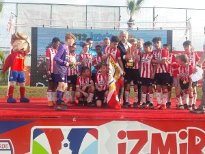 İzmir Cup’ta şampiyon Manchester City
