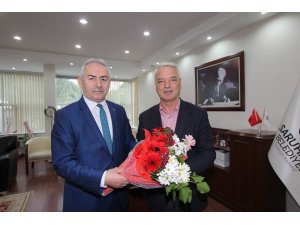 Kaymakam Yalınalp’ten Başkan Bilgin’e tebrik ziyareti