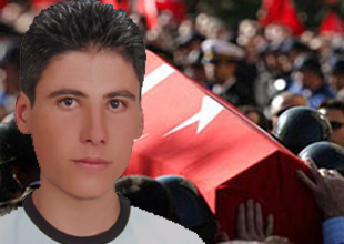 Şehit askerin baba ocağına ateş düştü