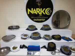 Uyuşturucu operasyonunda 13 kilo esrar ele geçirildi