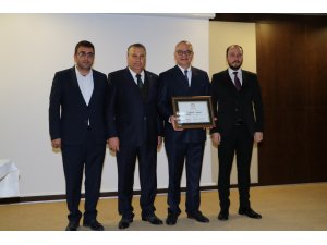 Manisa Büyükşehir Belediye Başkanı Ergün göreve başladı