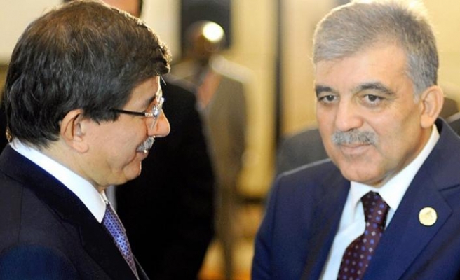 Abdullah Gül'den Babacan ve Davutoğlu'na Talimat: Bekleyin