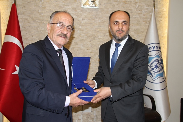 Beyşehir Belediyesi'nde devir teslim töreni