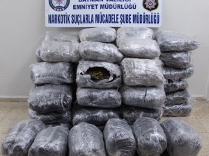 Batman’da 214 kilogram esrar ele geçirildi