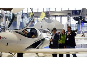 "Türk Kartalı" uçak filosu Almanya’nın gözde havacılık fuarında