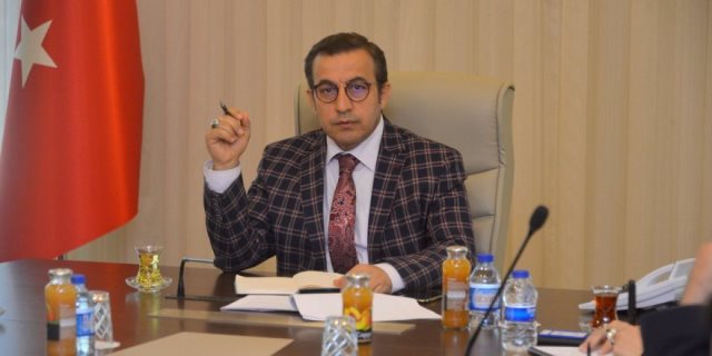 Yavaş, Refik Tuzcuoğlu'nu görevden aldı!