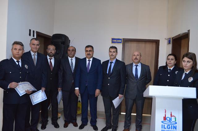 Ilgın'da başarılı polisler ödüllendirildi