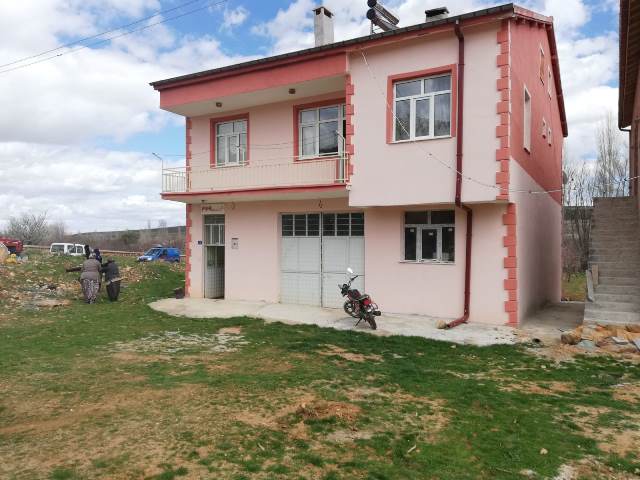 Yaşlı çift sobadan zehirlendi