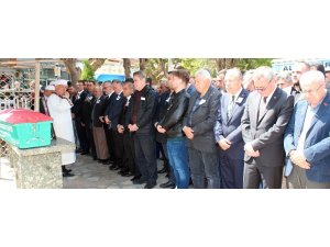 MHP’li başkan toprağa verildi