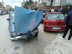 Isparta’da zincirleme kaza kamerada