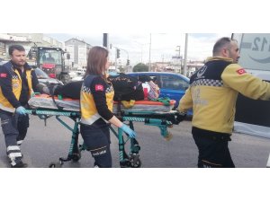Bafra’da 2 otomobil çarpıştı: 2 yaralı