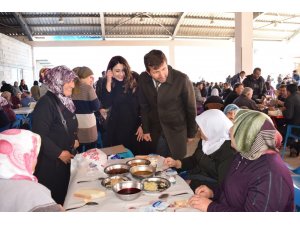 Başkan Demirci’nin hâyır yemeğine 10 bin kişi katıldı