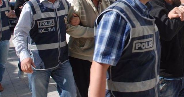 FETÖ'ye yönelik "ankesörlü telefon" operasyonu