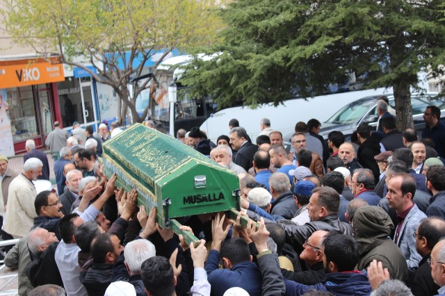 Fatma Üstünel vefat etti