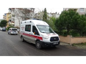 Yatağında ölü bulunan kadın, ekipleri harekete geçirdi