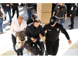 FETÖ operasyonunda gözaltına alınan 58 polis adliyeye sevk edildi