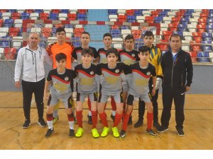 Yıldızlar futsal heyecanı başladı