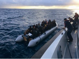 Didim’de 12’si çocuk 35 kaçak göçmen yakalandı
