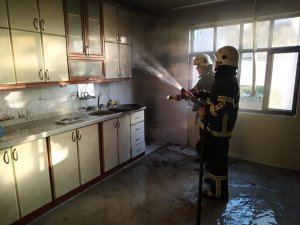 Suriyeli ailenin kaldığı evde yangın paniği