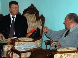 Geç te olsa CHP'yi bıraktı AKP'ye katıldı