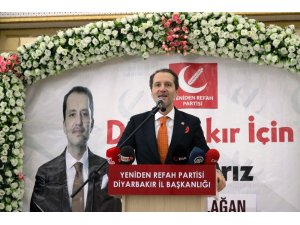 Fatih Erbakan partisinin Diyarbakır il kongresine katıldı