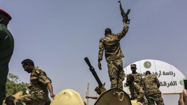 Yazılı açıklama yapıldı... Sudan'da üst üste istifa!