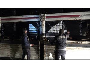 Tırda 22 ton sahte alkol ele geçirildi