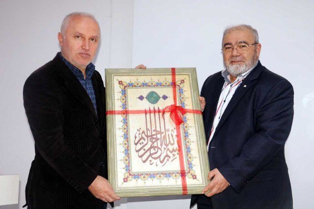 Üzülmez: Kızılay’ı halk ile barıştıracağız