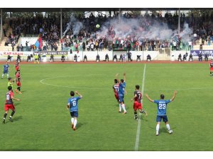 Kahta 1978 Spor-Besni Belediye Spor: 1-0