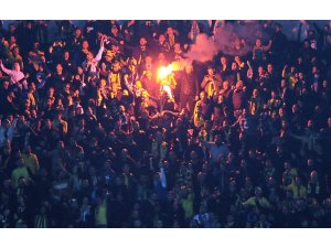Kadıköy’de tribünler tıklım tıklım