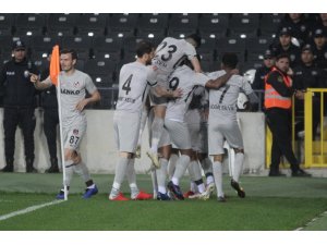 Spor Toto 1. Lig: Gazişehir Gaziantep: 4 - Adanaspor: 1