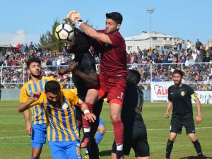 Aliağaspor FK kendi sahasında mağlup oldu