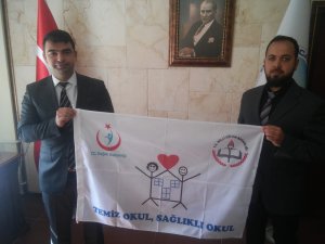 Derebucak'ta beyaz bayraklı okul oranı yüzde 100'e ulaştı