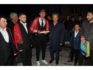 Başkan Akkaya asker uğurlama programına katıldı