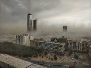Pakistan’da fırtına: 3 ölü, 35 yaralı