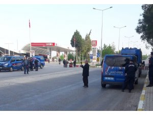 Pamukkale yolunu, ’tapulu arazimiz’ deyip kapattılar